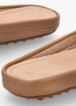 Clearance LAUREN RALPH LAUREN Barnsbury Pebbled Camel Leather Backless Mules