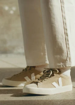 Fashion VEJA Campo Suede Dune White Trainers