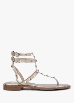 Hot DF By DANIEL Cube Gold Square Studded Gladiator Sandals
