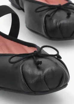 Discount PRETTY BALLERINA Kristen Black Leather Ballet Pumps