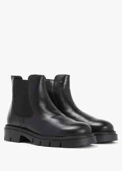Clearance DANIEL Leah Black Leather Chelsea Boots