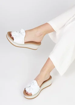 Clearance DANIEL Robow White Leather Knot Top Mules
