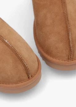 New DANIEL Somolly Tan Suede Shearling Slippers