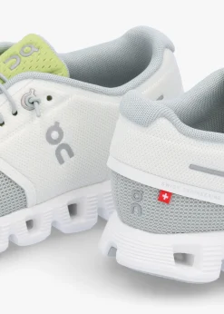 Sale ON RUNNING Women's Cloud 5 Push Glacier Zest Trainers